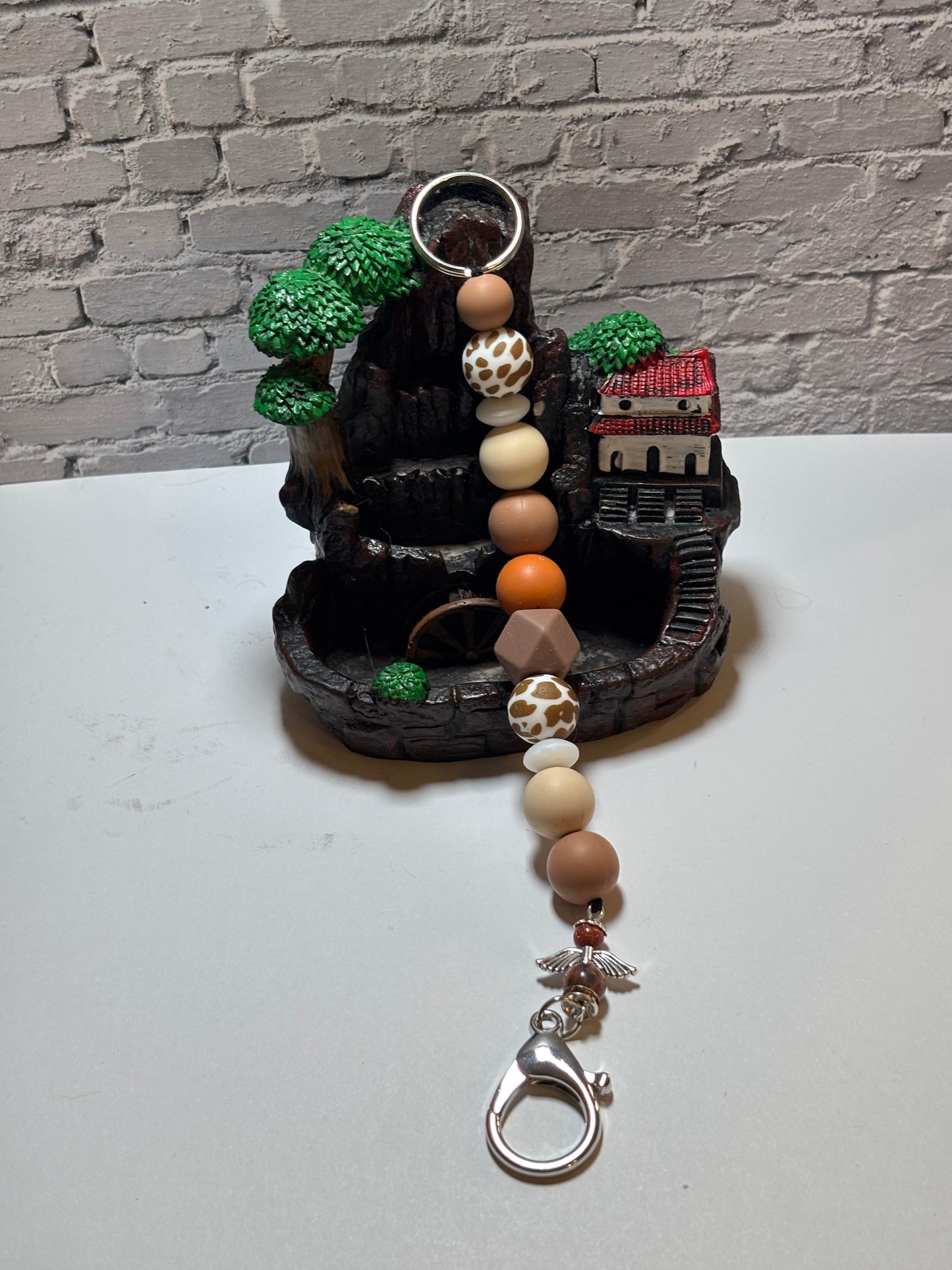 8 Inch Key Chain